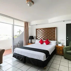 Hotel Capital O Zona Dorada Inn,, Mazatlan